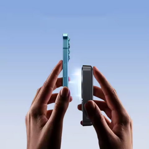 Solar MagSafe